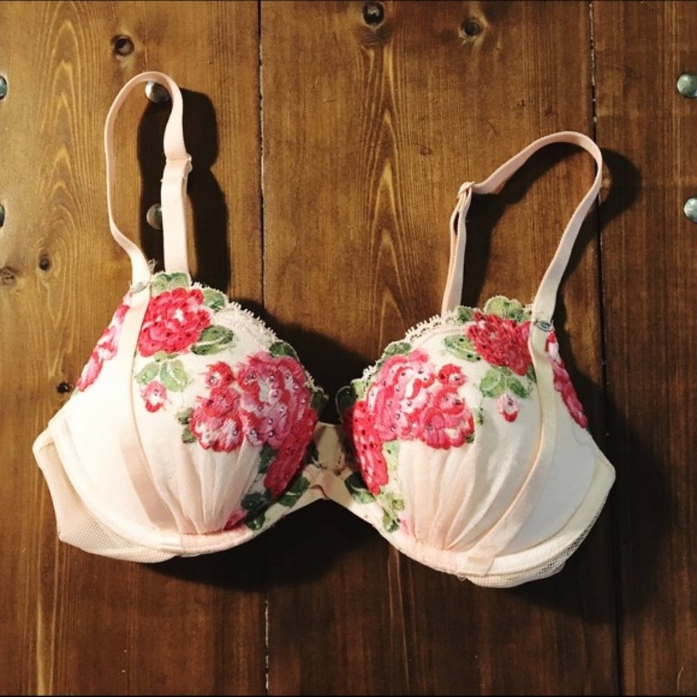 VICTORIA'S SECRET VERY SEXY PUSH UP BRA PINK FLORAL HTF 32C 34B